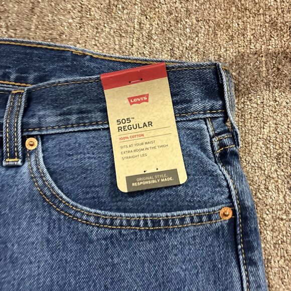 NEW Levis 505 Men's Regular Fit Jeans Blue Denim 42x32 Brand New - Picture 5 of 12